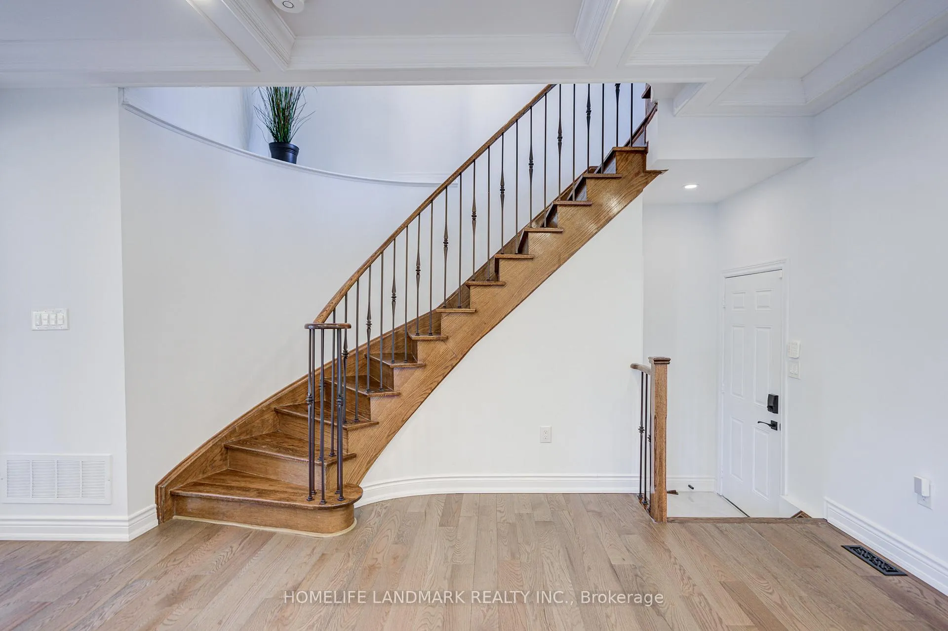 Photo 8 of 24 Haskett Drive, Markham, Cedar Grove — HOMEH