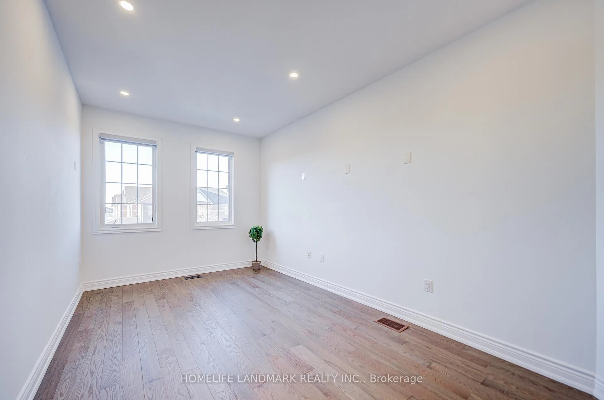 Photo 20 of 24 Haskett Drive, Markham, Cedar Grove — HOMEH