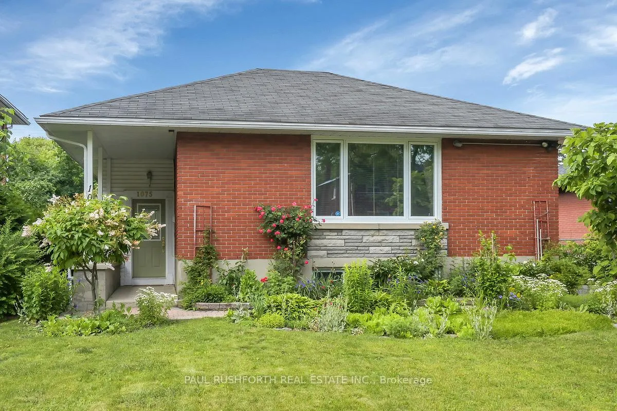 Front of 1075 Secord Avenue