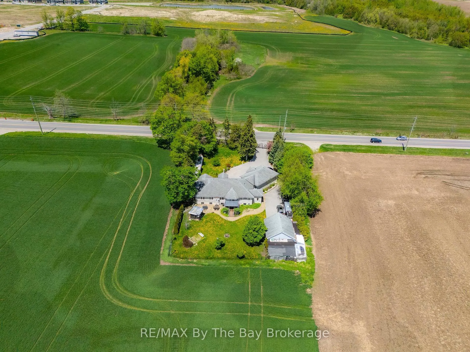 Photo 44 of 2569 Lockhart Road, Innisfil, Rural Innisfil — HOMEH