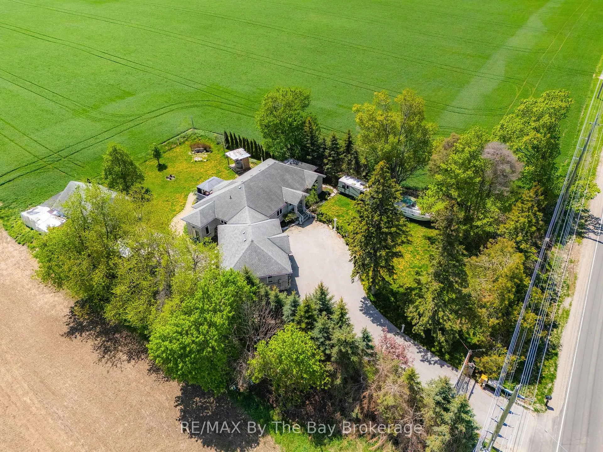 Photo 43 of 2569 Lockhart Road, Innisfil, Rural Innisfil — HOMEH