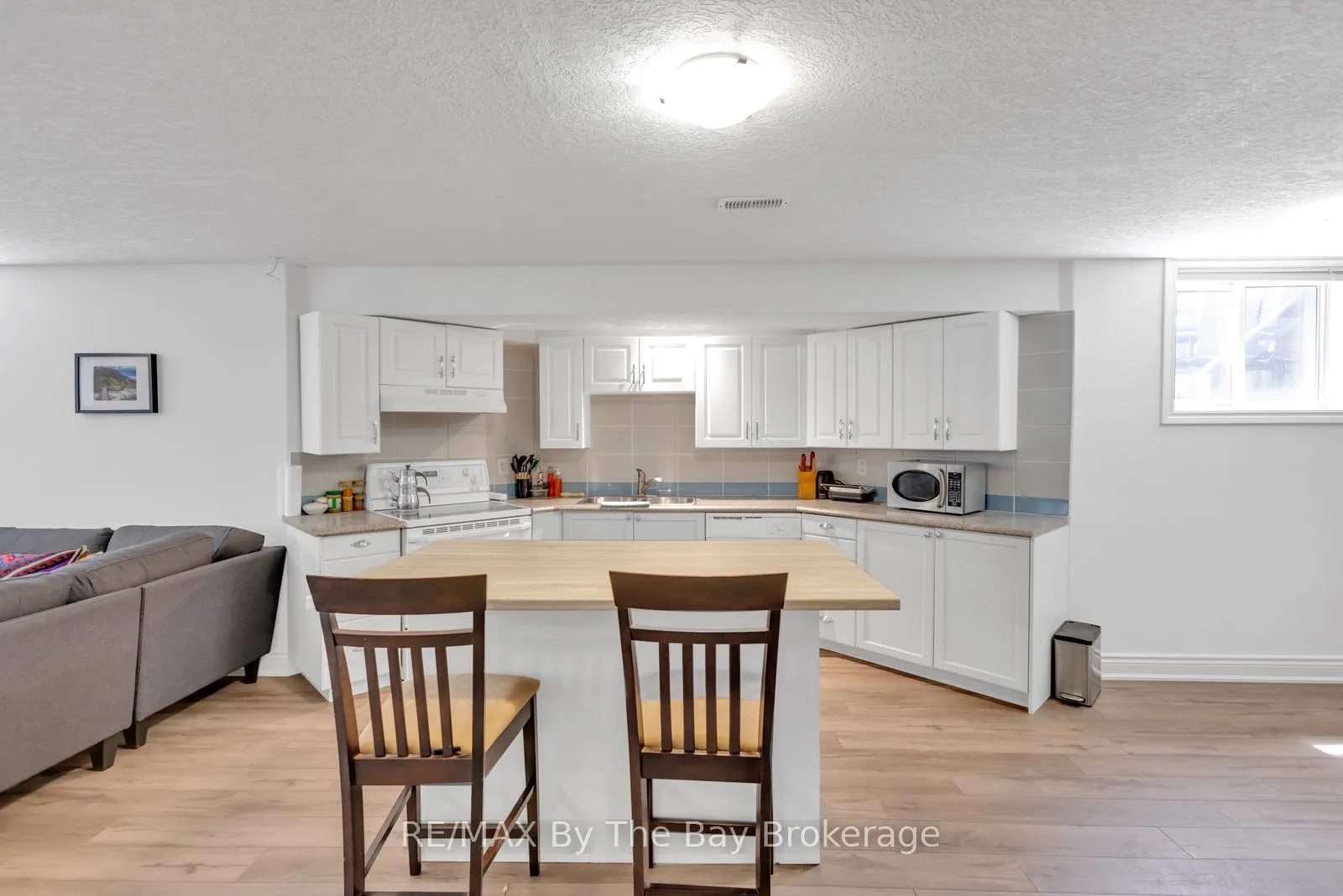 Photo 30 of 2569 Lockhart Road, Innisfil, Rural Innisfil — HOMEH