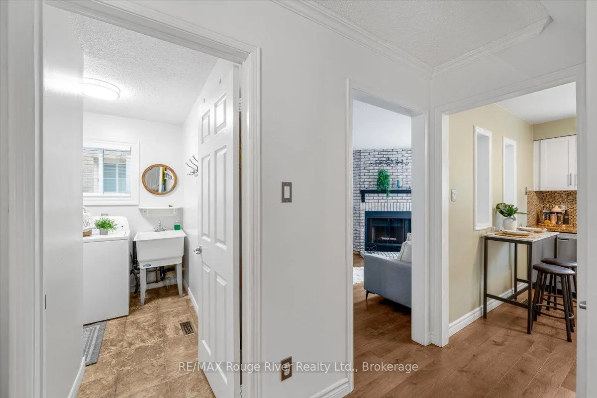 Photo 21 of 5 Gurr Crescent, Ajax, Central West — HOMEH