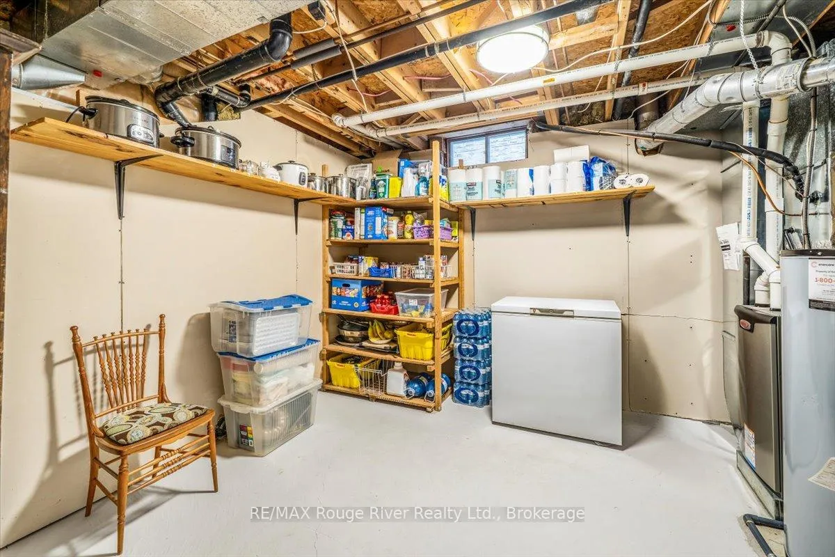 Photo 37 of 5 Gurr Crescent, Ajax, Central West — HOMEH
