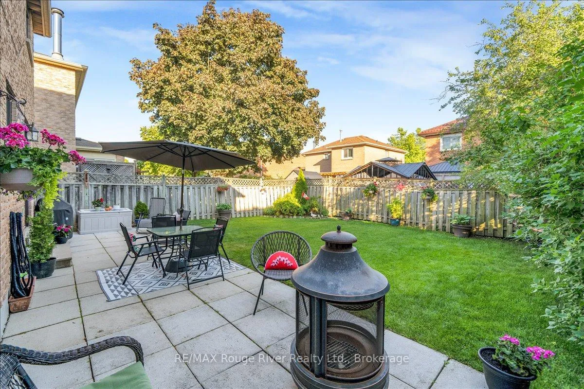 Photo 40 of 5 Gurr Crescent, Ajax, Central West — HOMEH