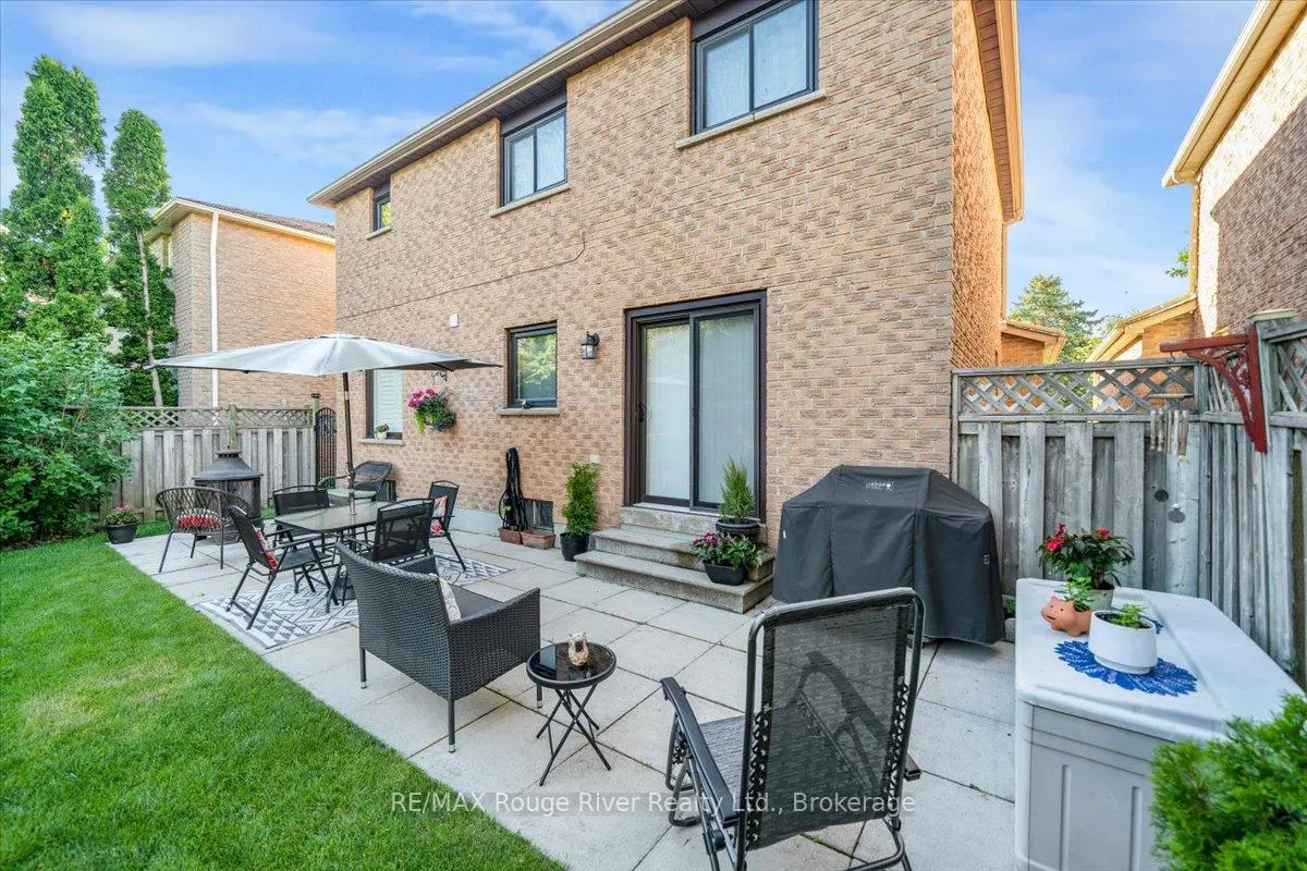 Photo 41 of 5 Gurr Crescent, Ajax, Central West — HOMEH