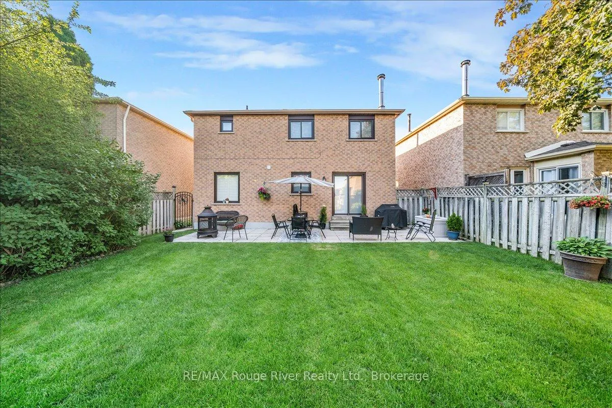 Photo 42 of 5 Gurr Crescent, Ajax, Central West — HOMEH