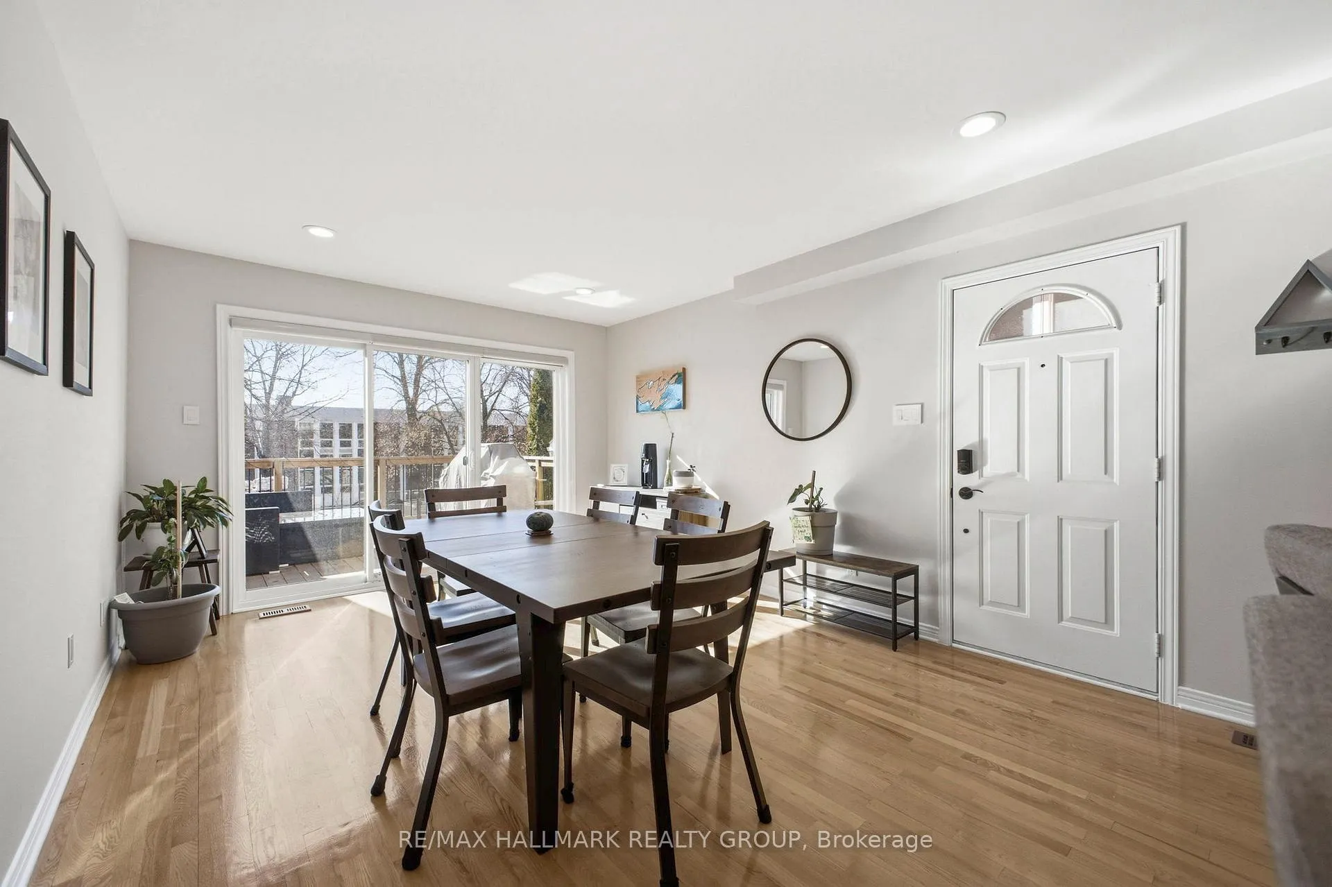 Photo 11 of 303B James Street, Ottawa, Ottawa Centre — HOMEH