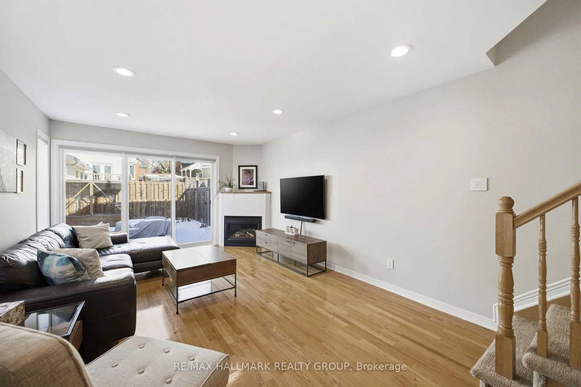 Photo 17 of 303B James Street, Ottawa, Ottawa Centre — HOMEH