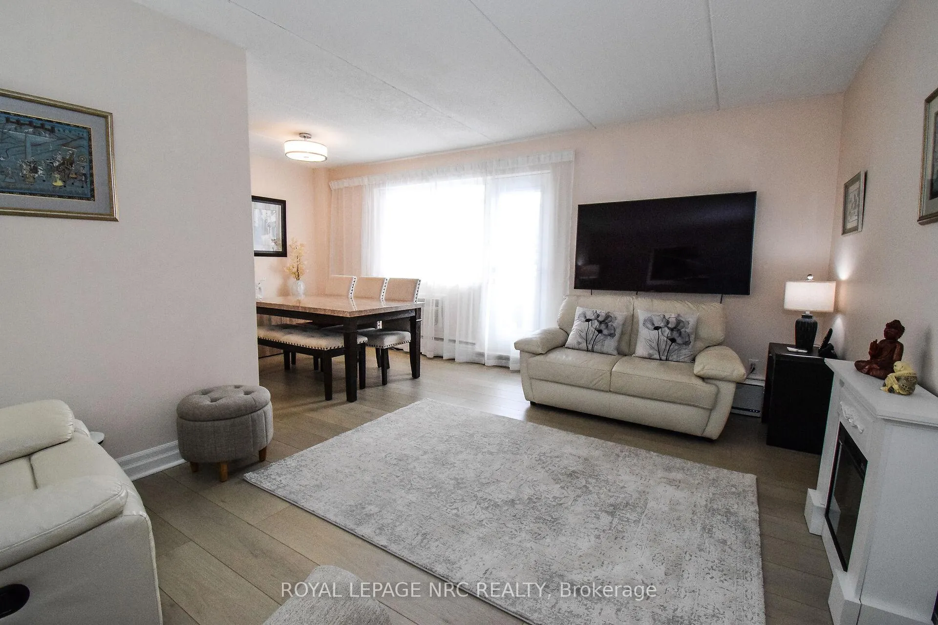 Photo 5 of Unit 320, 198 Scott Street, St. Catharines, Fairview — HOMEH
