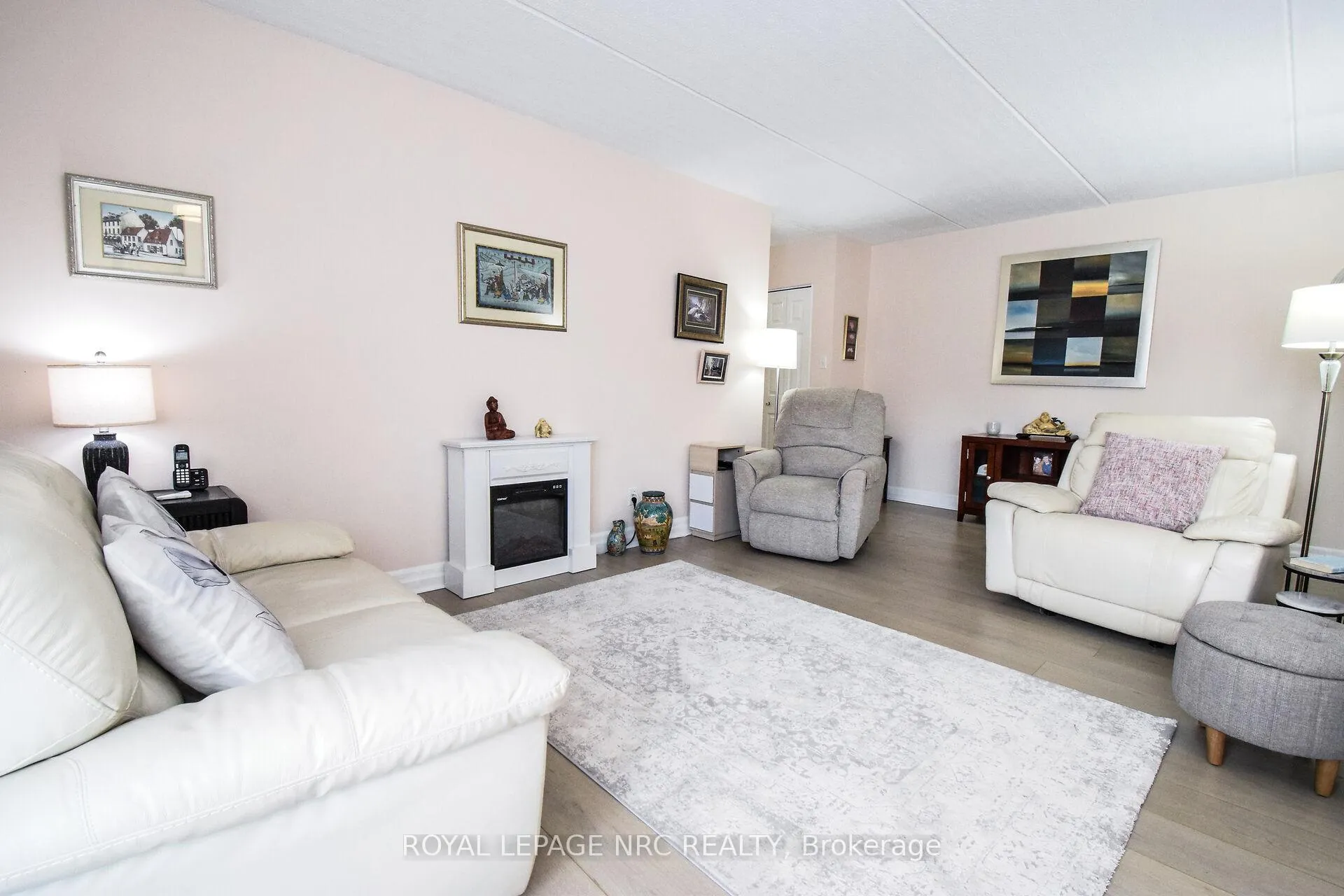 Photo 9 of Unit 320, 198 Scott Street, St. Catharines, Fairview — HOMEH