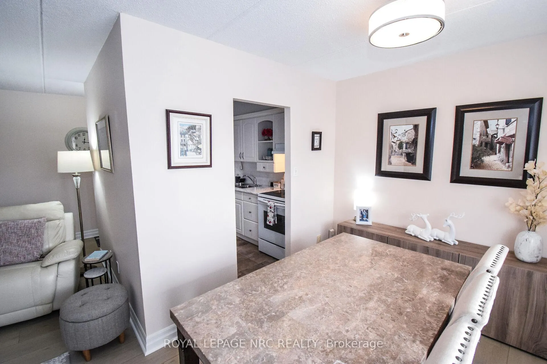 Photo 13 of Unit 320, 198 Scott Street, St. Catharines, Fairview — HOMEH