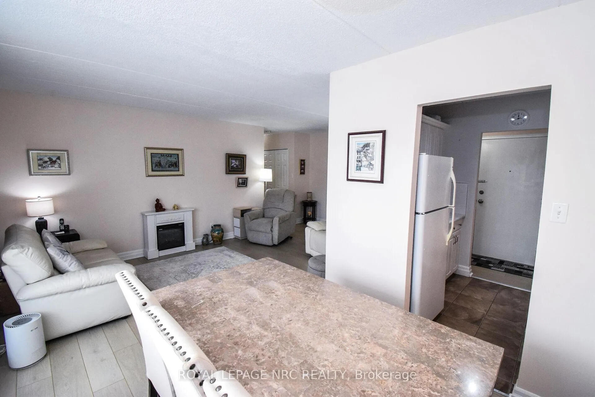 Photo 14 of Unit 320, 198 Scott Street, St. Catharines, Fairview — HOMEH