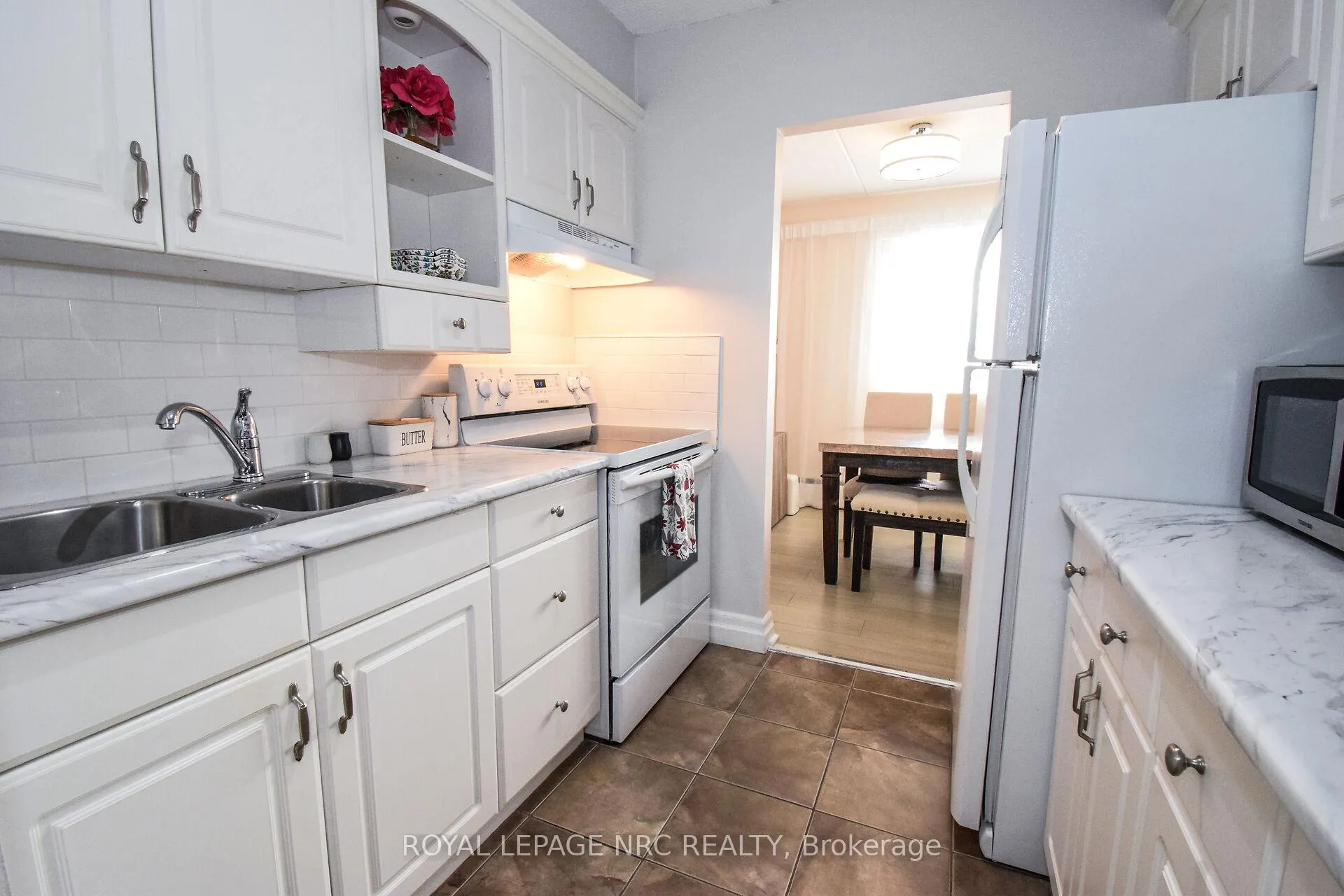 Photo 16 of Unit 320, 198 Scott Street, St. Catharines, Fairview — HOMEH