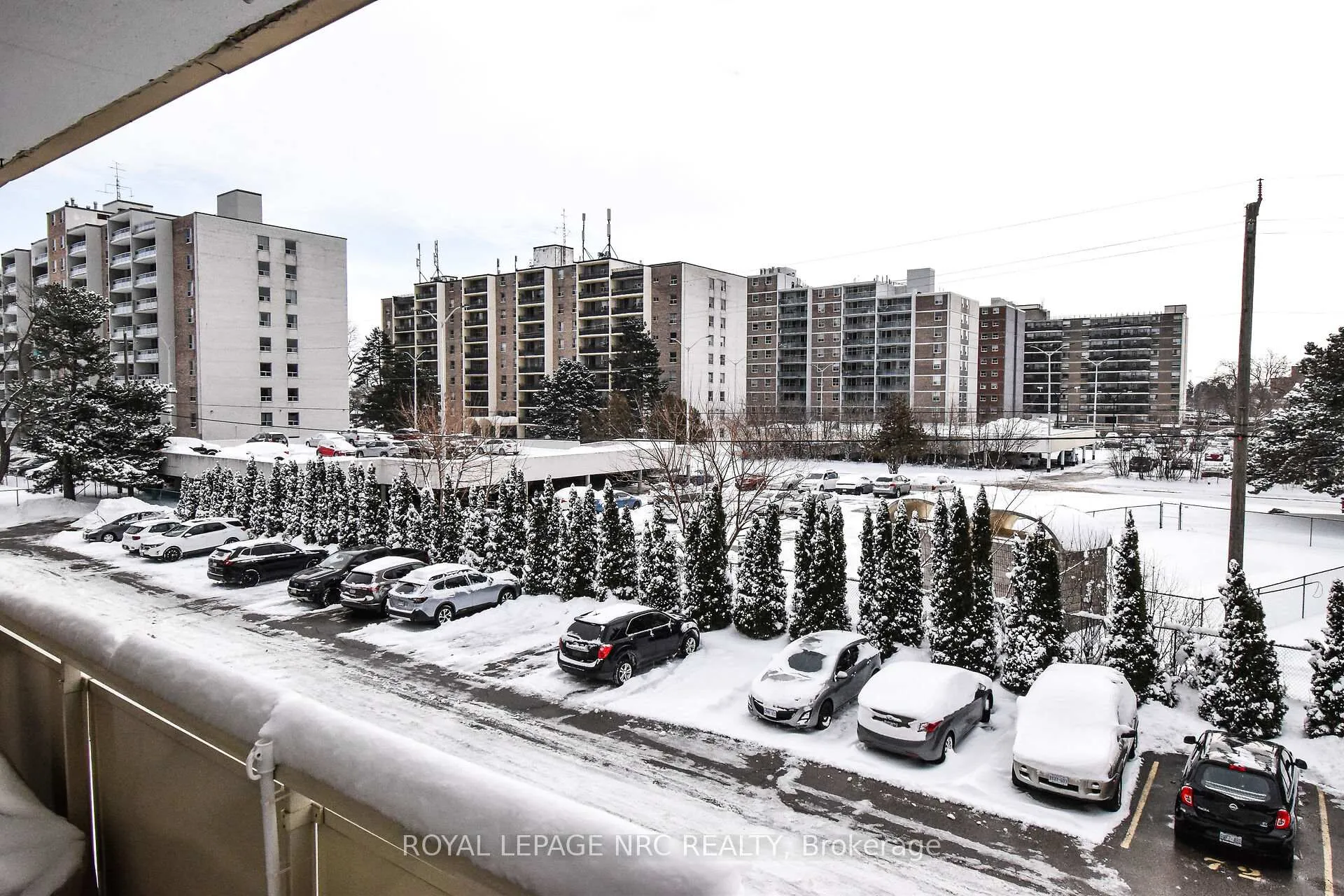 Photo 33 of Unit 320, 198 Scott Street, St. Catharines, Fairview — HOMEH