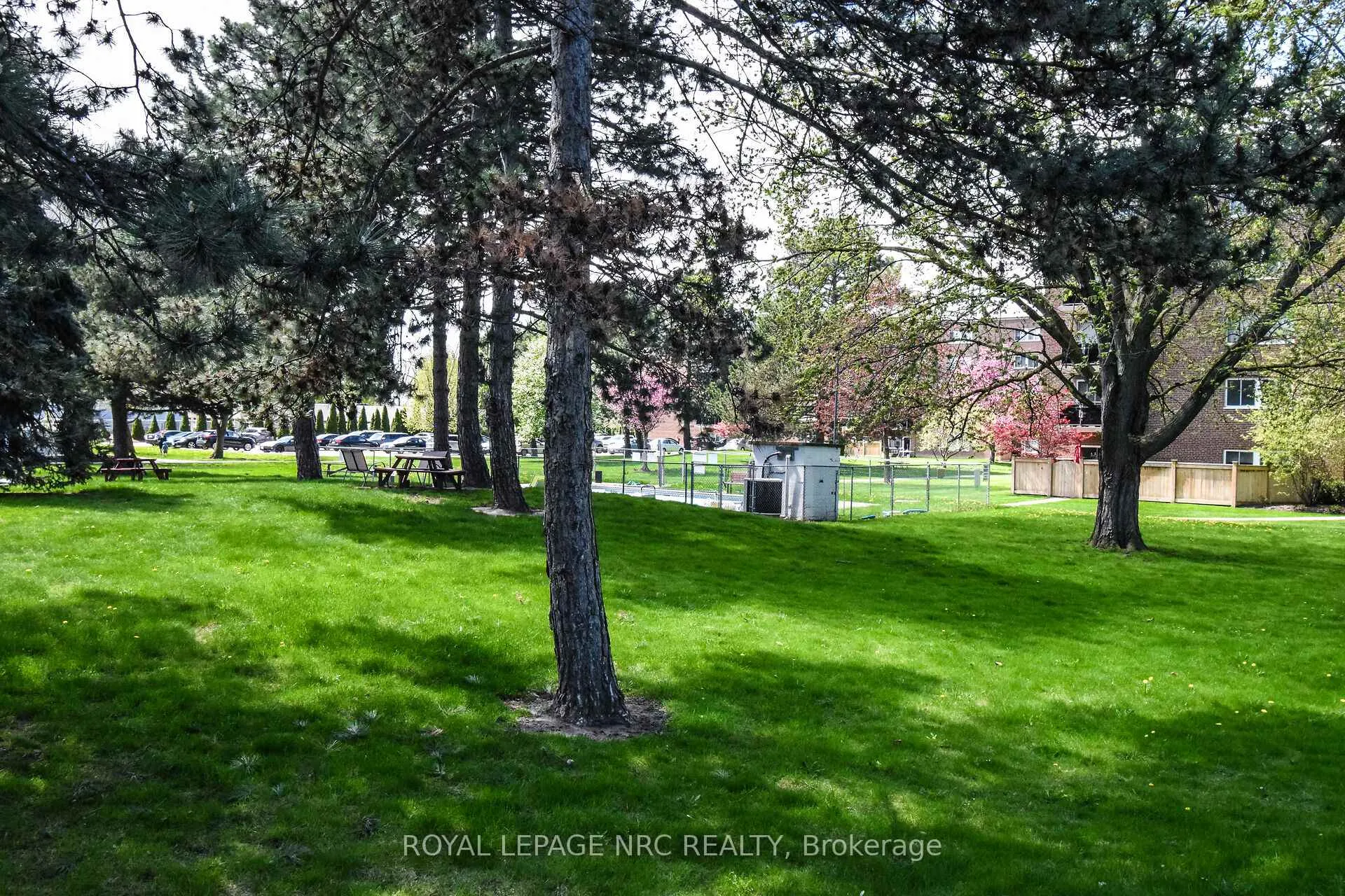 Photo 38 of Unit 320, 198 Scott Street, St. Catharines, Fairview — HOMEH