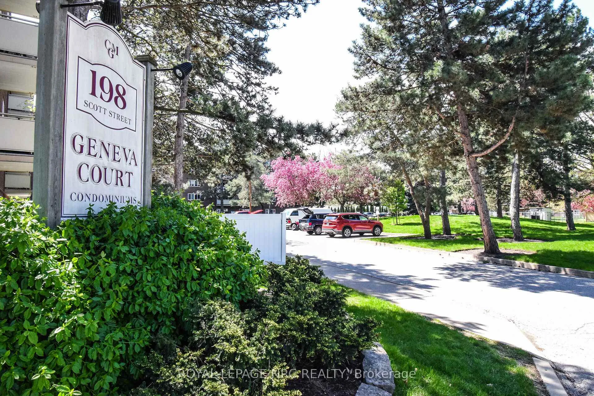 Photo 40 of Unit 320, 198 Scott Street, St. Catharines, Fairview — HOMEH