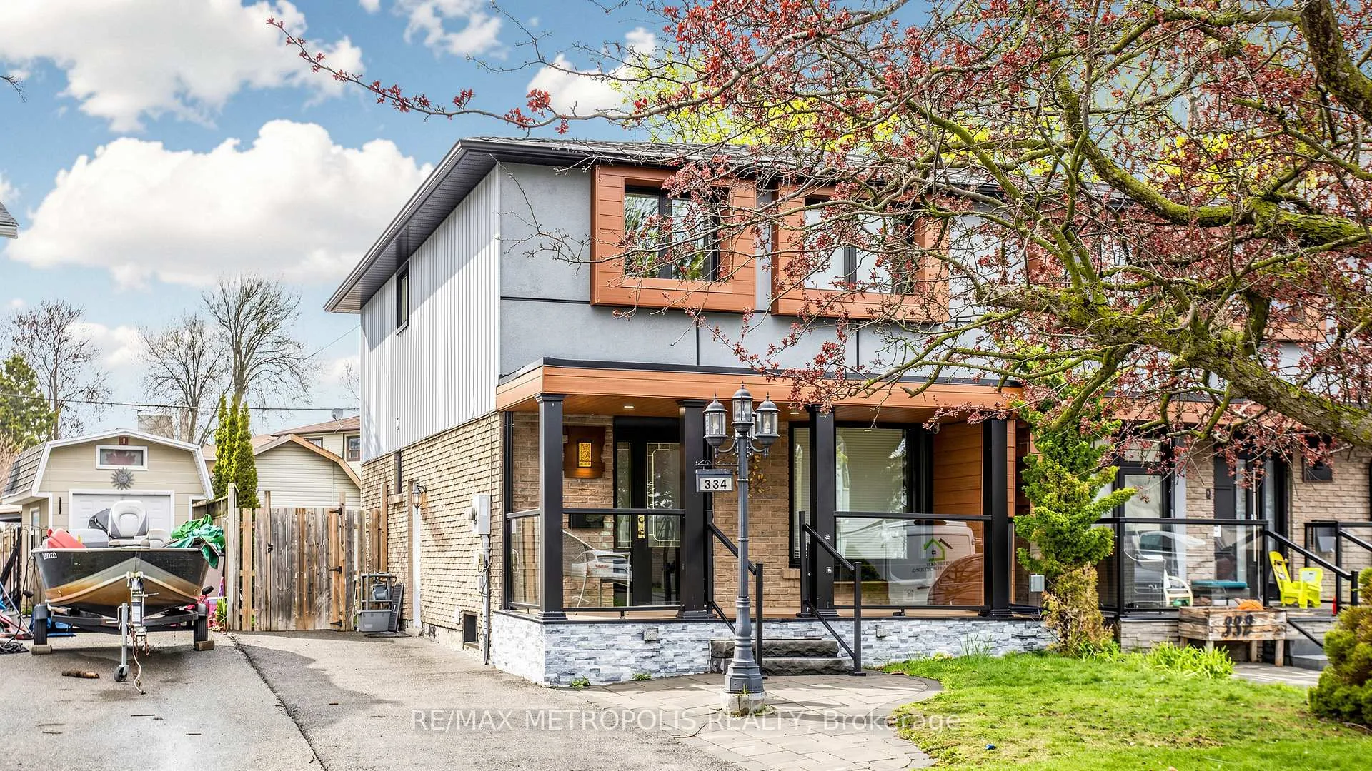 Photo 1 of 334 Killarney Court, Oshawa, Lakeview — HOMEH