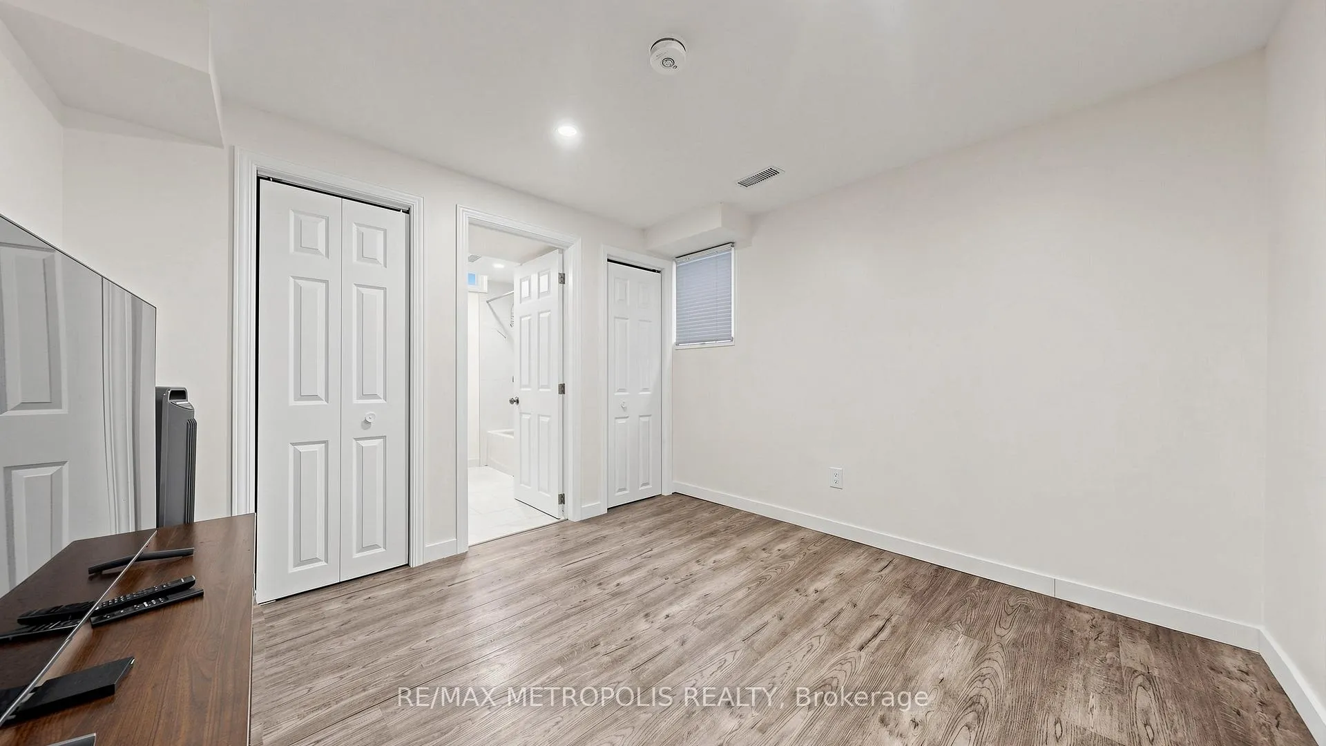 Photo 29 of 334 Killarney Court, Oshawa, Lakeview — HOMEH