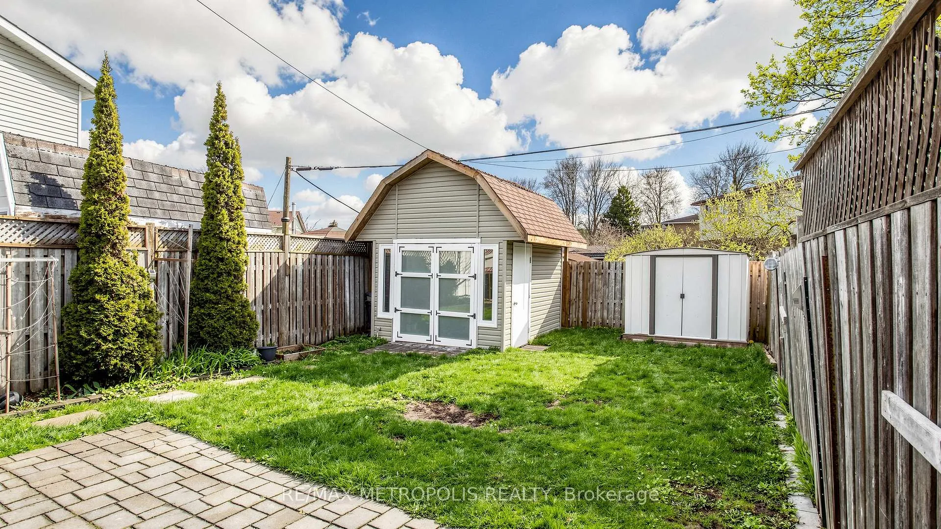 Photo 34 of 334 Killarney Court, Oshawa, Lakeview — HOMEH