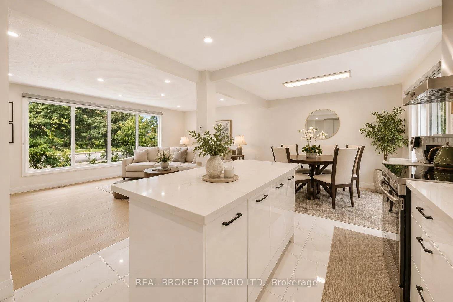 Photo 12 of 431 Walkers Line, Burlington, Shoreacres — HOMEH