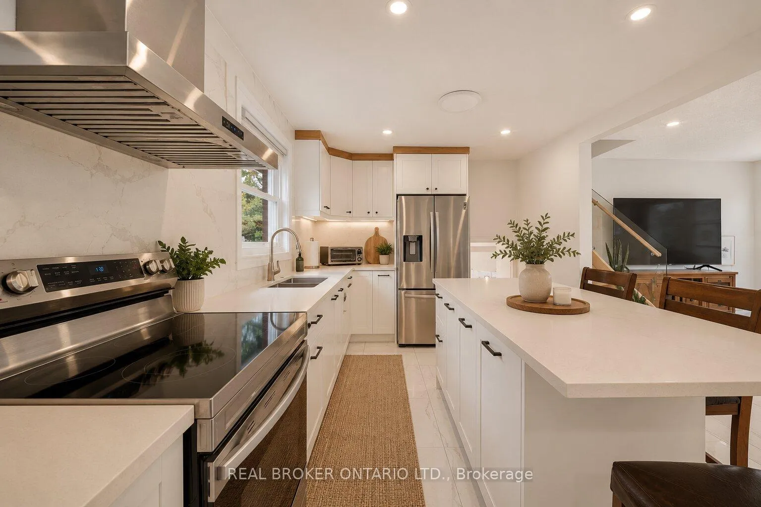 Photo 13 of 431 Walkers Line, Burlington, Shoreacres — HOMEH