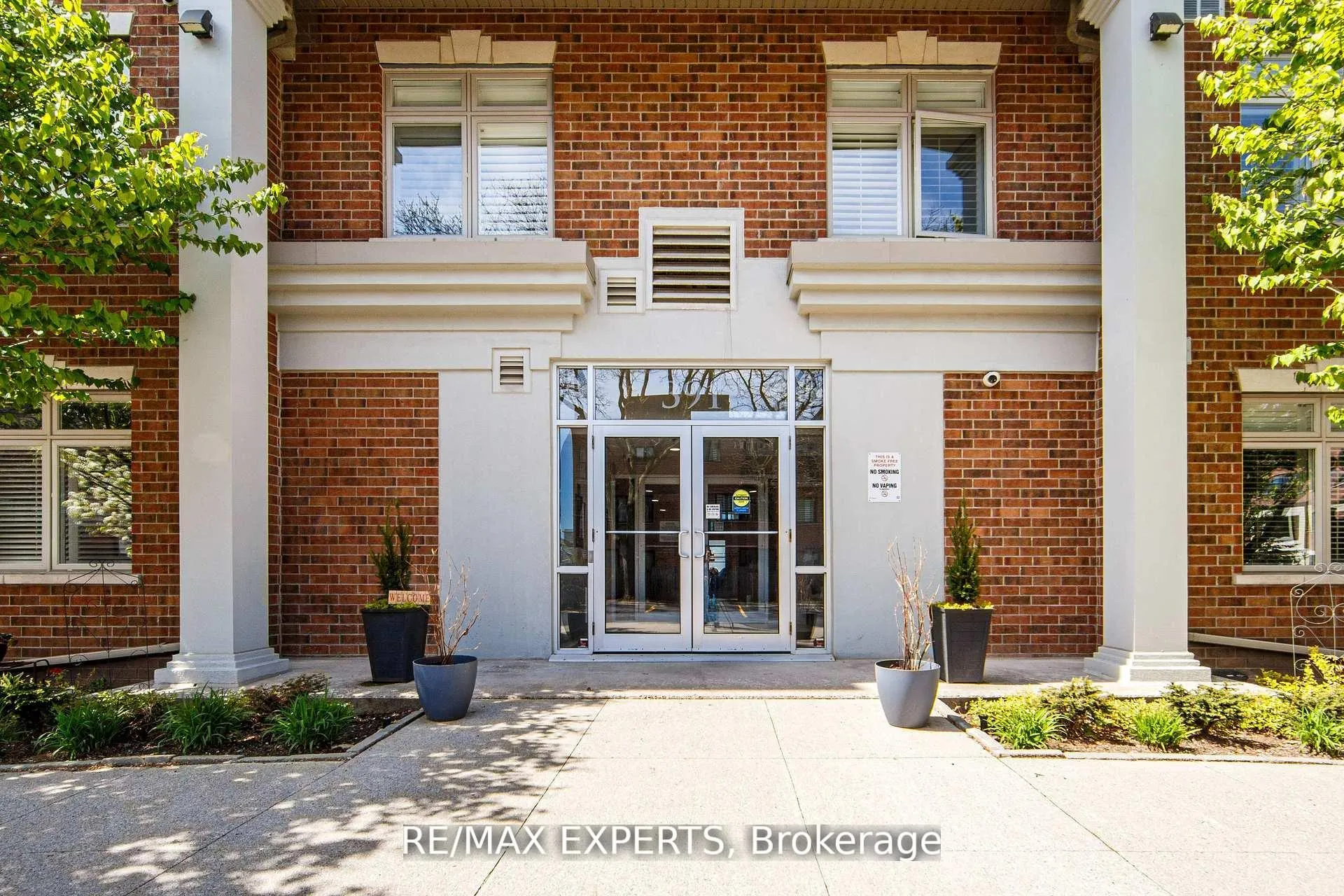 Front of Unit 102, 391 Plains Road E
