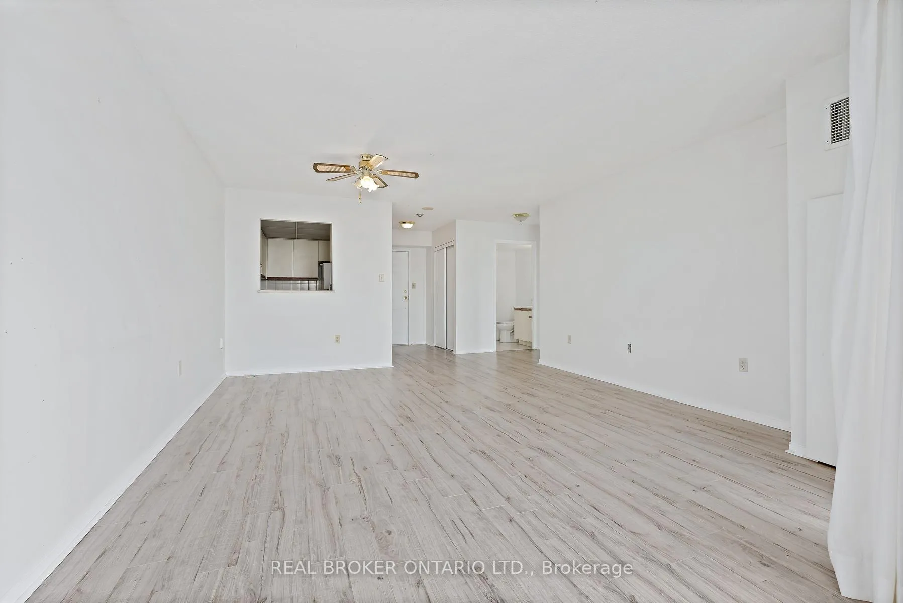 Photo 7 of Unit 705, 20 Mcfarlane Drive, Halton Hills, Georgetown — HOMEH