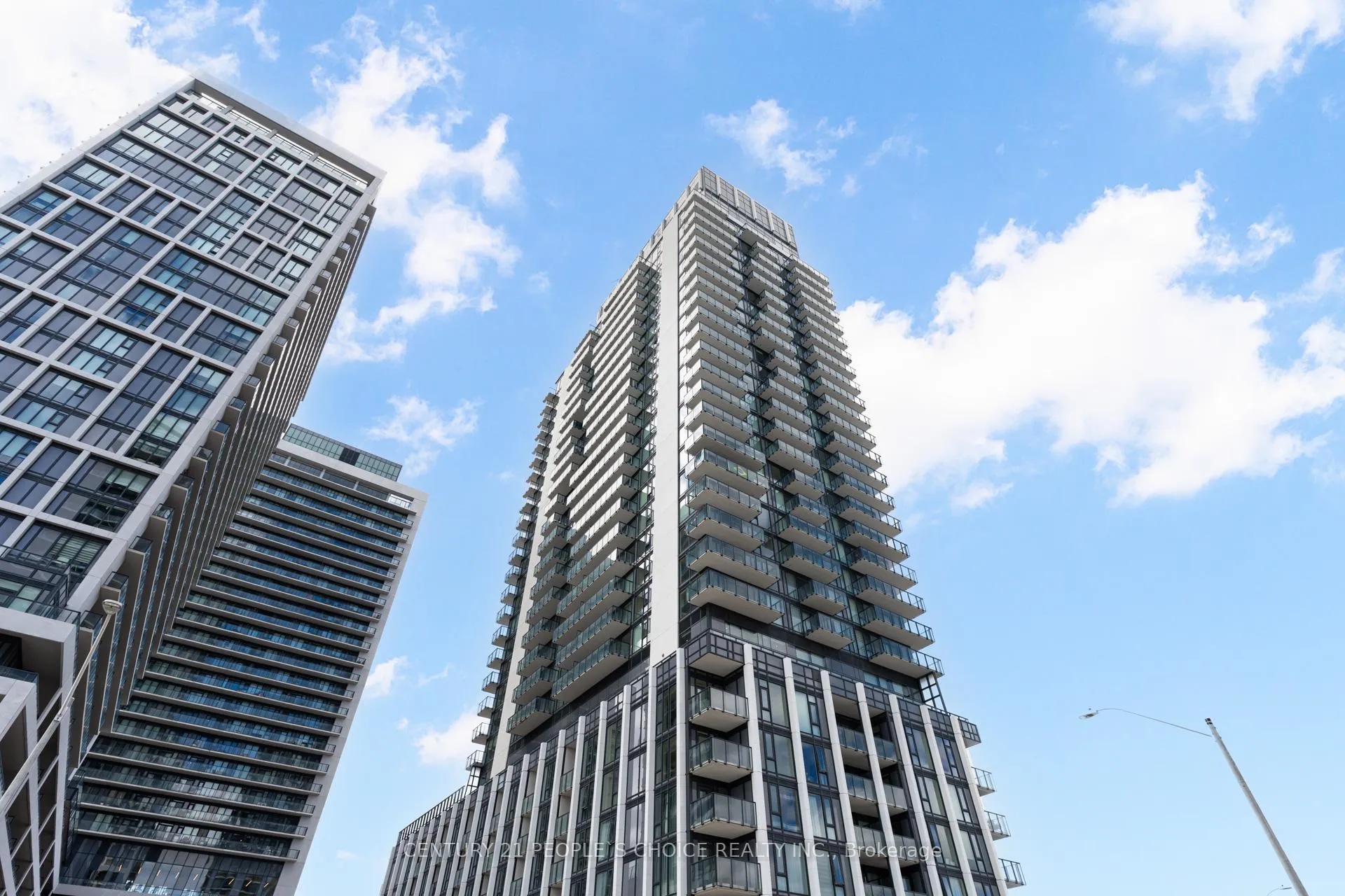 Photo 4 of Unit 2403, 27 Korda Gate, Vaughan, Vellore Village — HOMEH