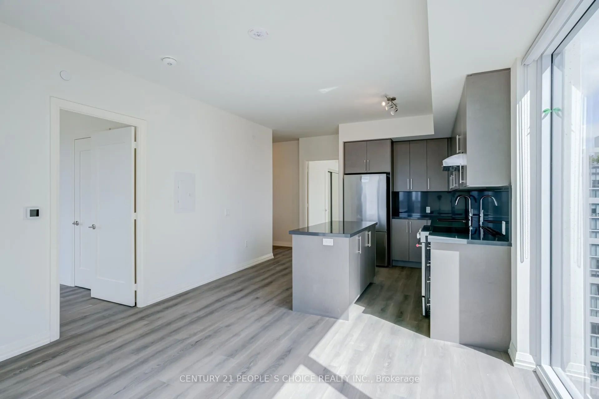 Photo 14 of Unit 2403, 27 Korda Gate, Vaughan, Vellore Village — HOMEH