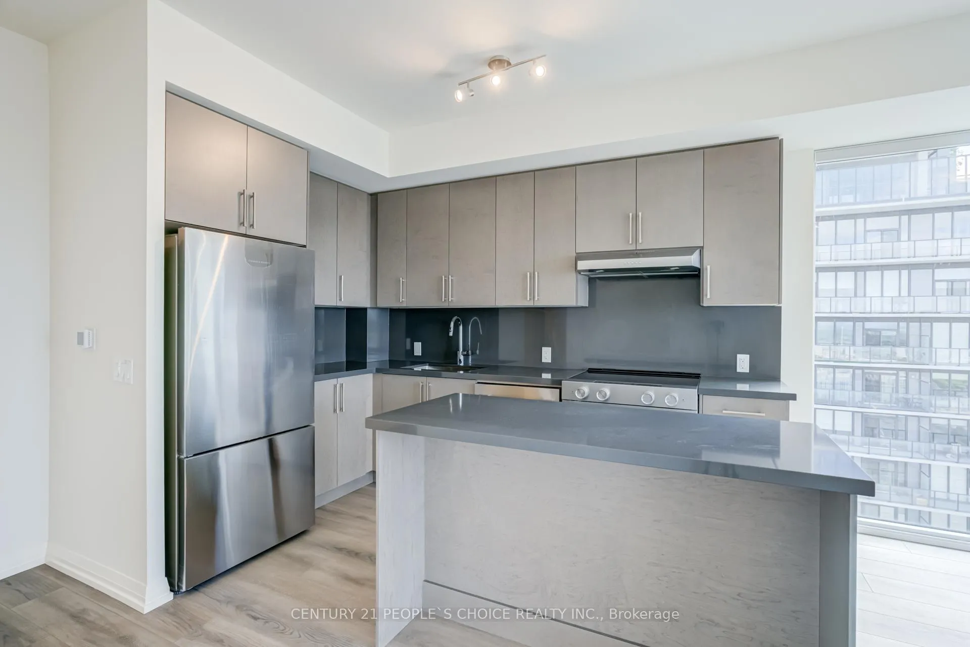 Photo 15 of Unit 2403, 27 Korda Gate, Vaughan, Vellore Village — HOMEH