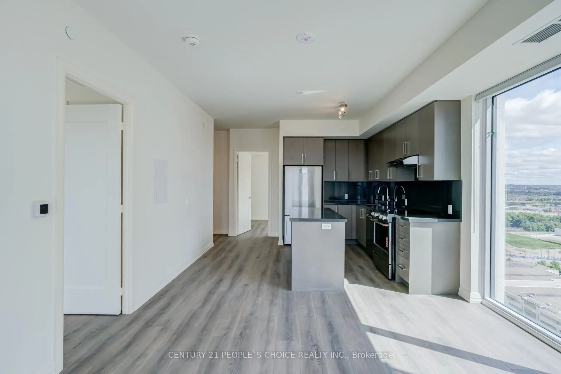 Photo 22 of Unit 2403, 27 Korda Gate, Vaughan, Vellore Village — HOMEH