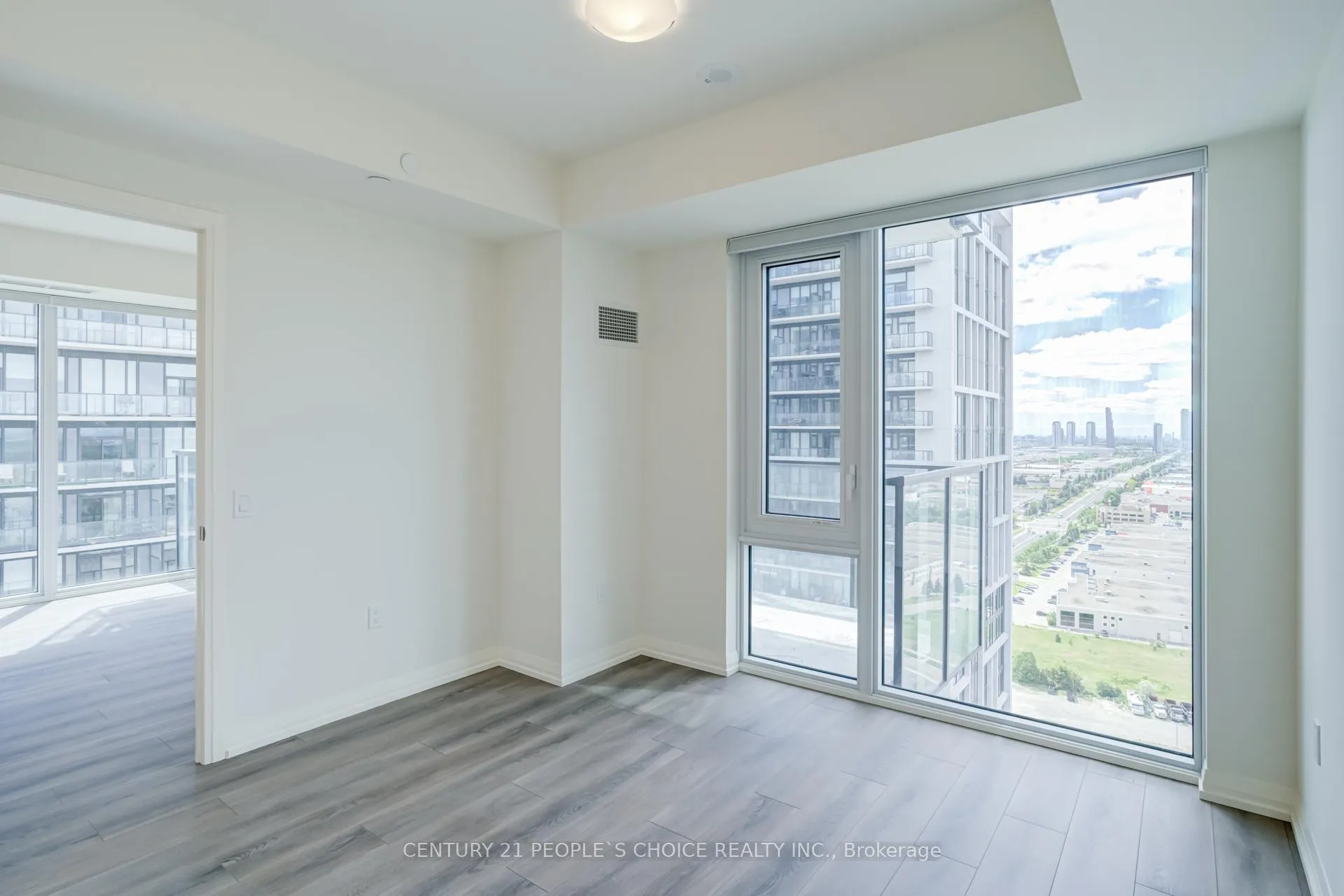 Photo 26 of Unit 2403, 27 Korda Gate, Vaughan, Vellore Village — HOMEH