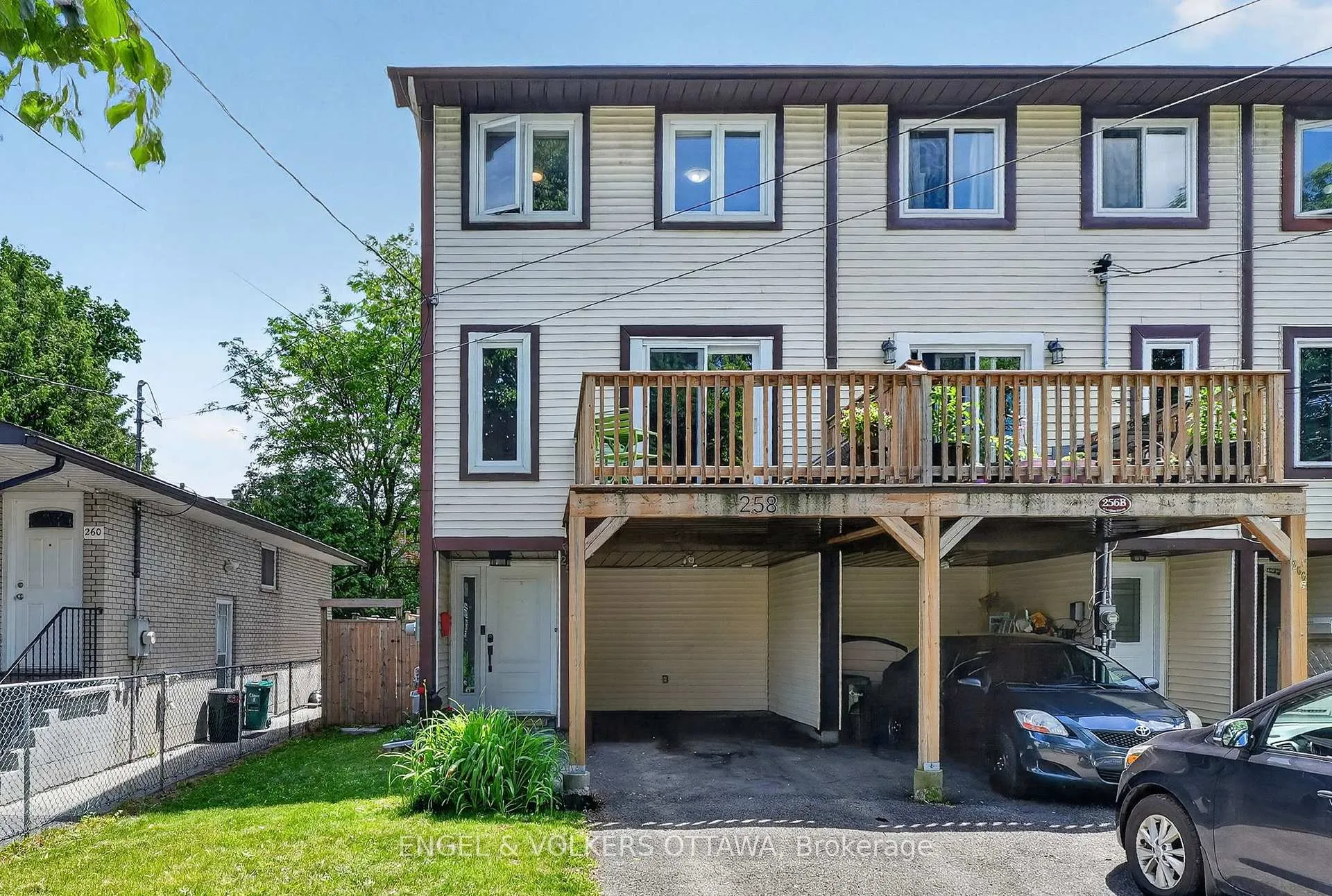 Photo 1 of 258 Carillon Street, Ottawa, Vanier — HOMEH
