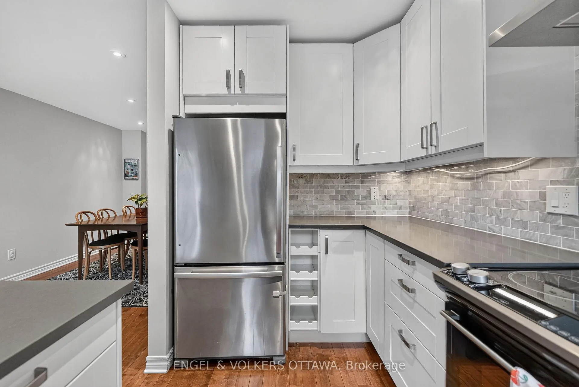 Photo 10 of 258 Carillon Street, Ottawa, Vanier — HOMEH