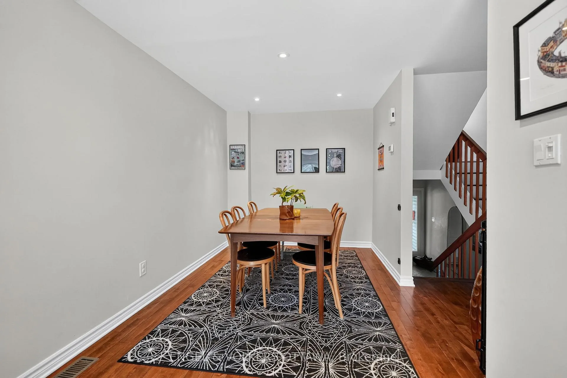 Photo 12 of 258 Carillon Street, Ottawa, Vanier — HOMEH