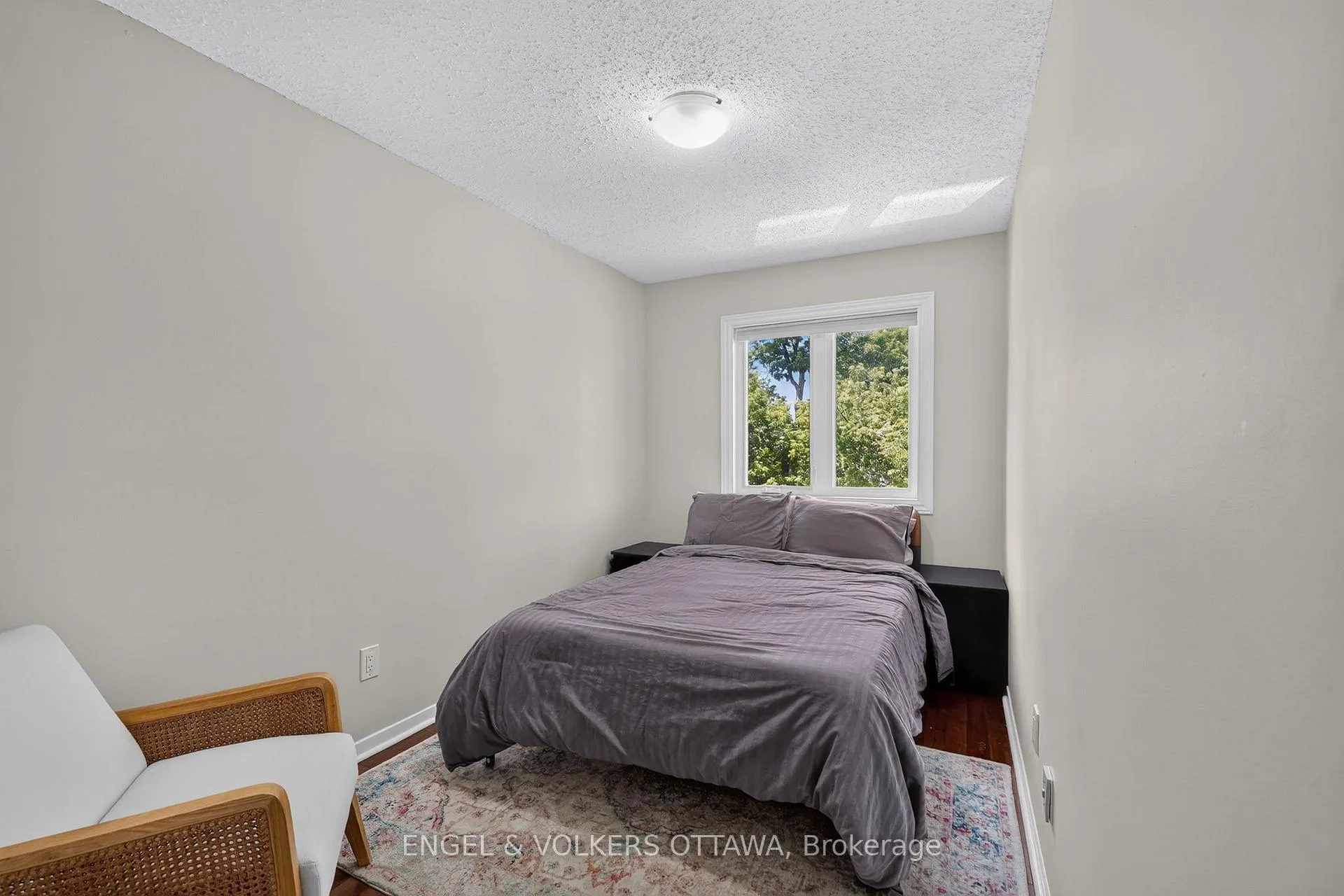 Photo 21 of 258 Carillon Street, Ottawa, Vanier — HOMEH