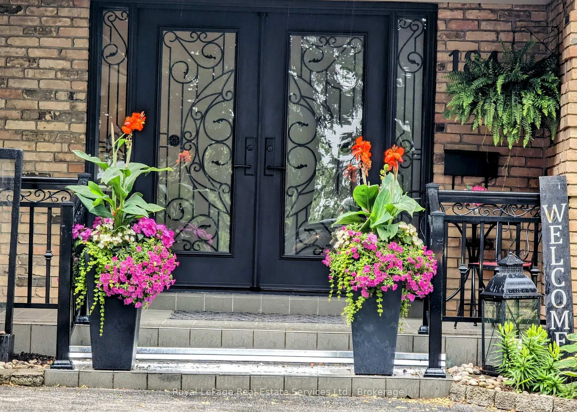 Photo 3 of 184 Dundas Street E, Hamilton, Waterdown — HOMEH