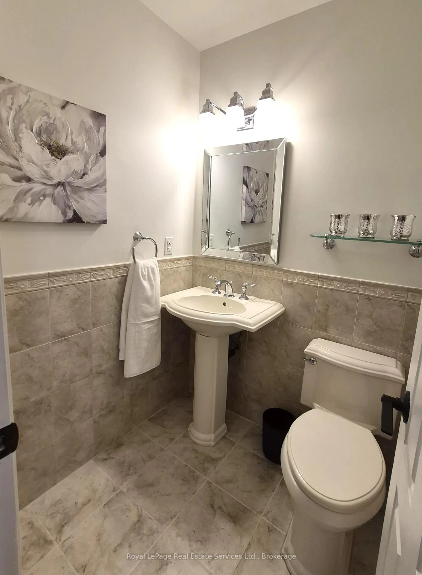 Photo 8 of 184 Dundas Street E, Hamilton, Waterdown — HOMEH