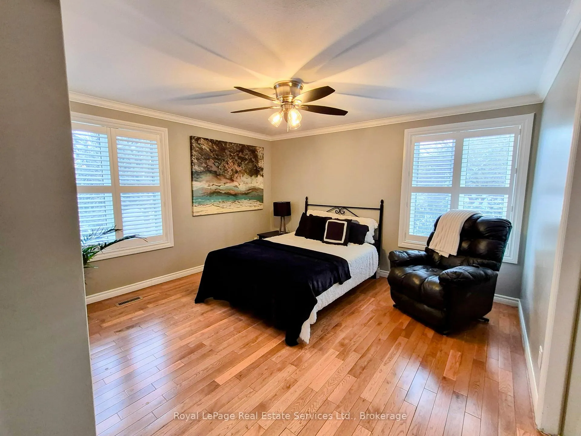 Photo 16 of 184 Dundas Street E, Hamilton, Waterdown — HOMEH