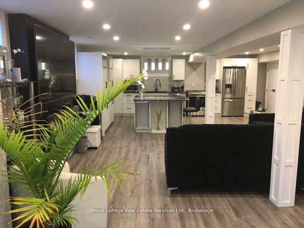 Photo 31 of 184 Dundas Street E, Hamilton, Waterdown — HOMEH