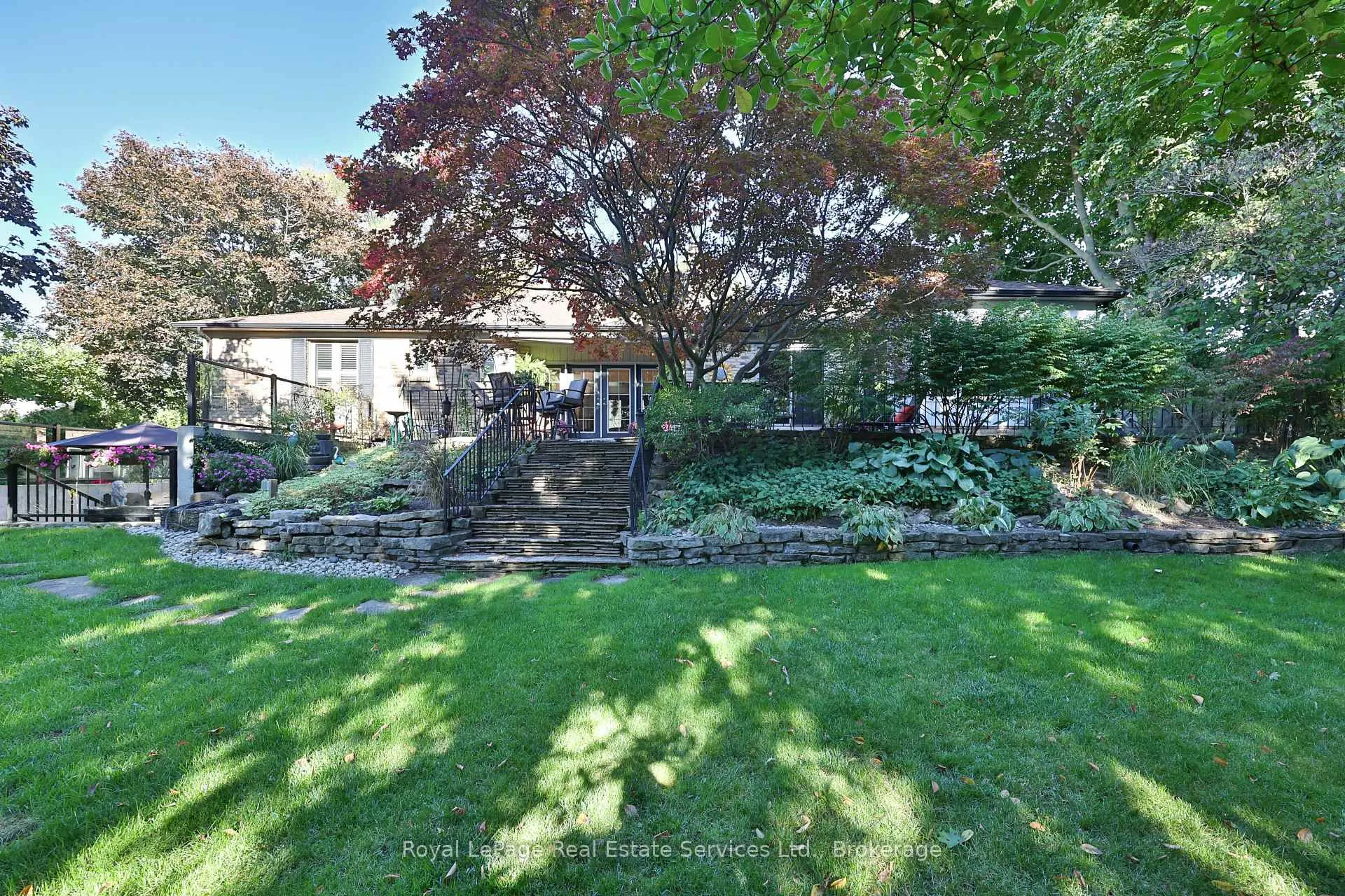 Photo 36 of 184 Dundas Street E, Hamilton, Waterdown — HOMEH