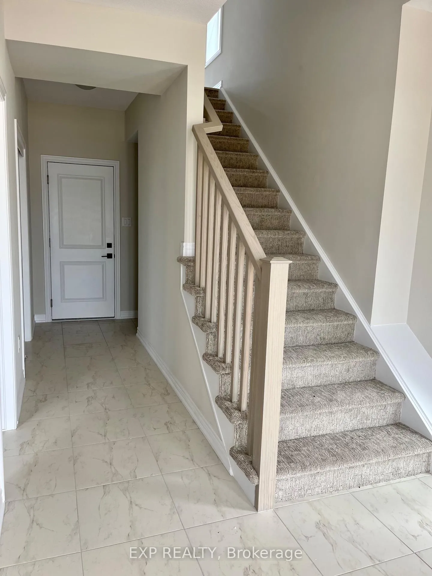 Photo 4 of Unit 24, 10 Birmingham Drive, Cambridge, Preston Heights — HOMEH