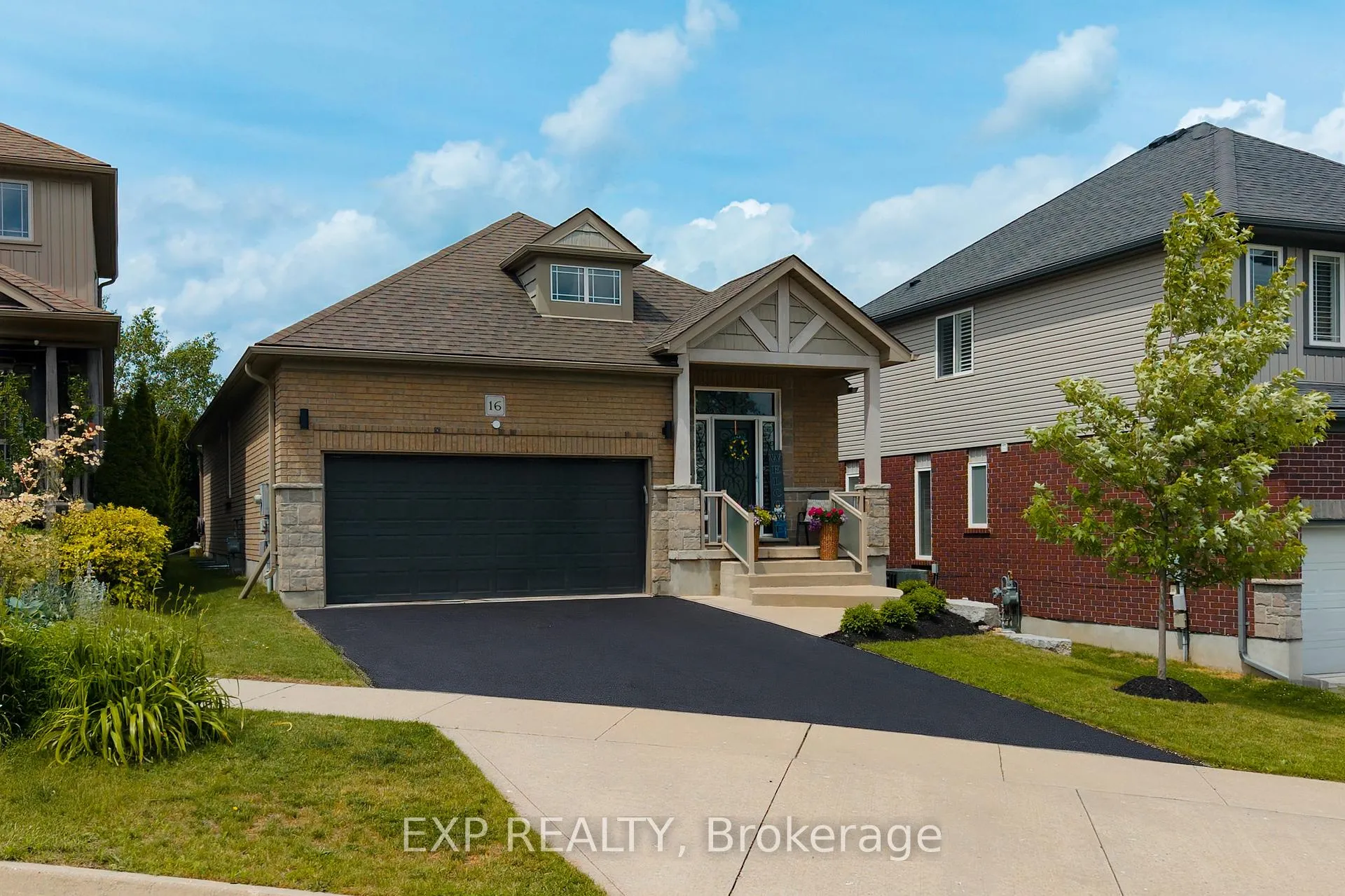 Photo 4 of 16 Gouda Place, Cambridge, Christopher-Champlain — HOMEH
