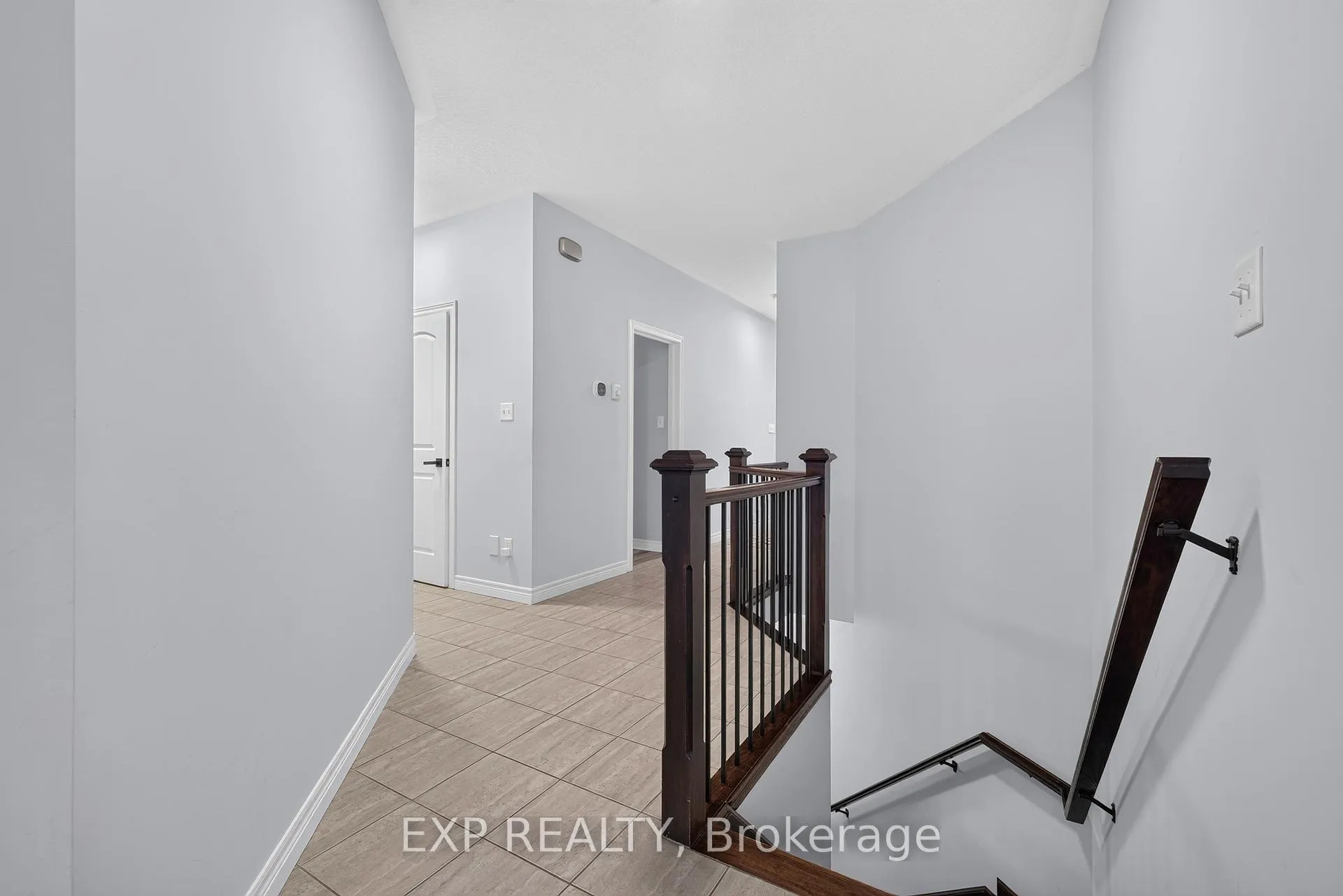 Photo 6 of 16 Gouda Place, Cambridge, Christopher-Champlain — HOMEH