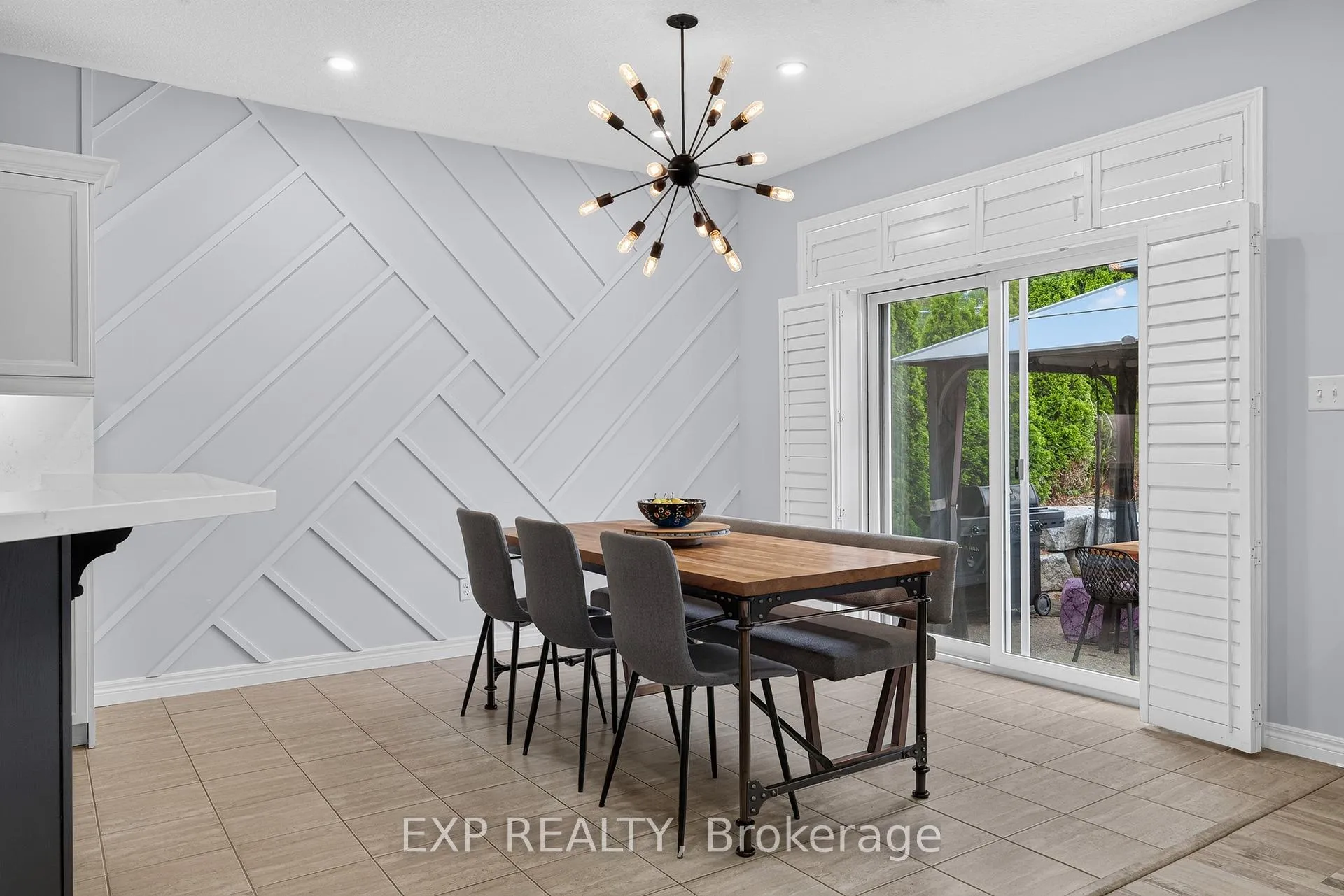 Photo 14 of 16 Gouda Place, Cambridge, Christopher-Champlain — HOMEH