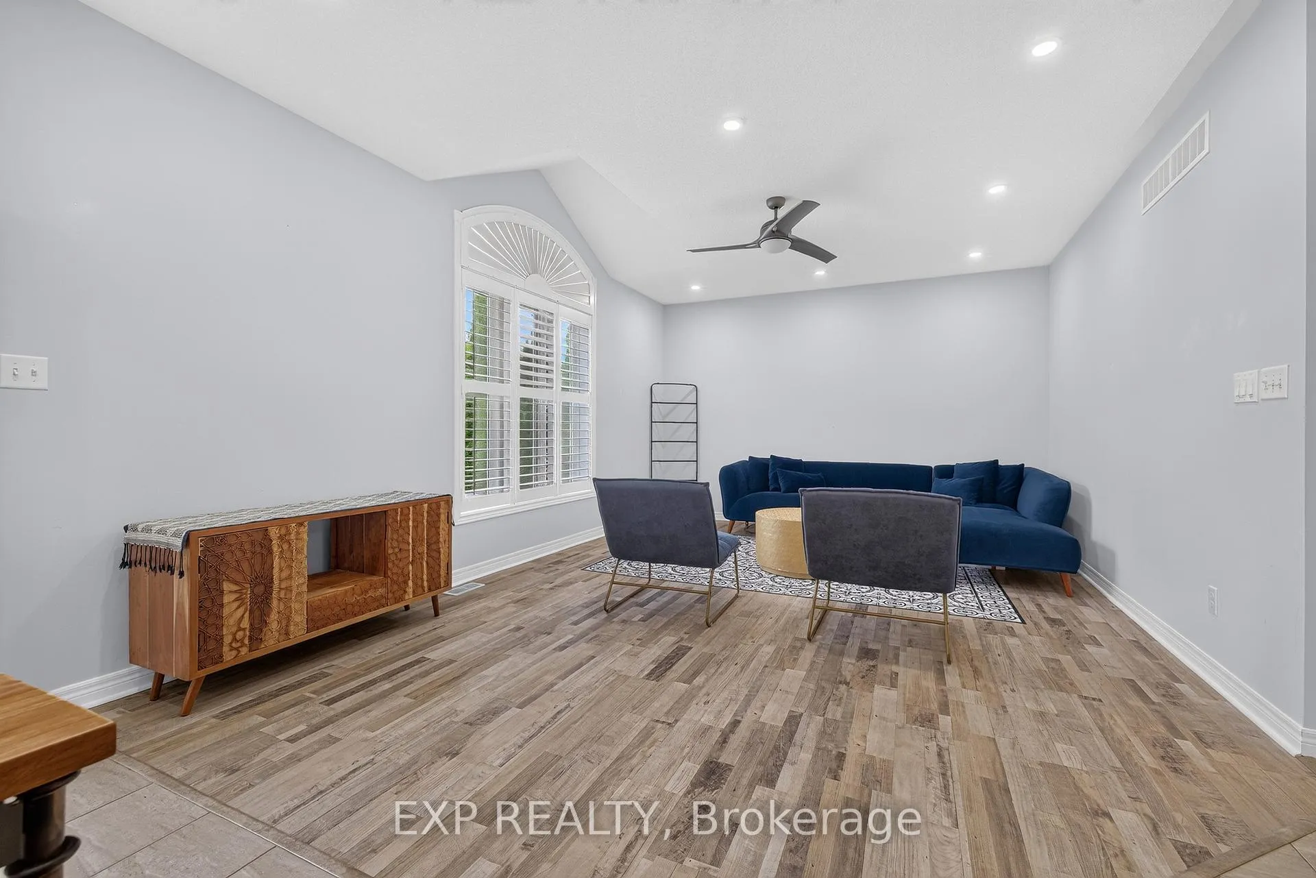 Photo 16 of 16 Gouda Place, Cambridge, Christopher-Champlain — HOMEH