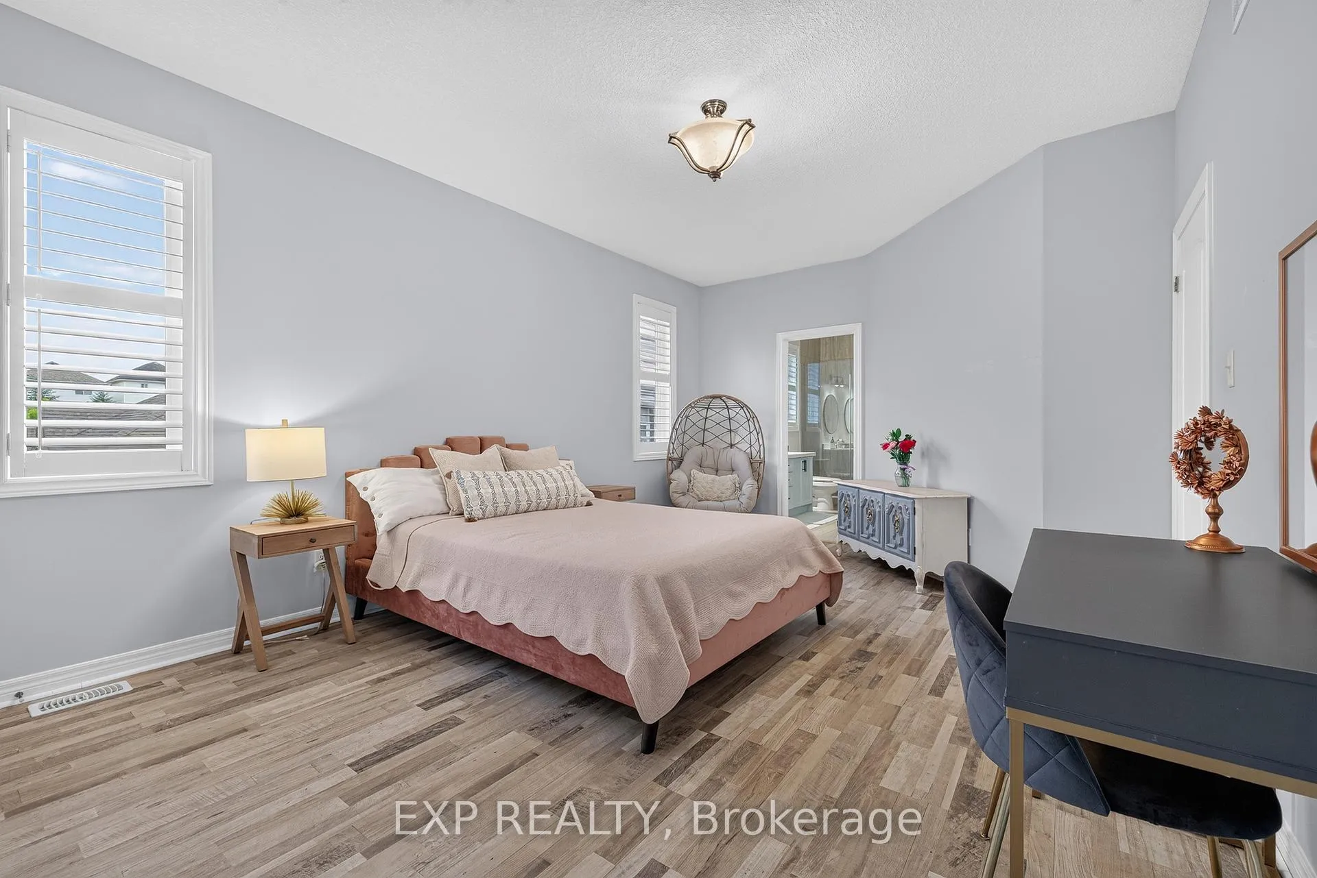 Photo 21 of 16 Gouda Place, Cambridge, Christopher-Champlain — HOMEH