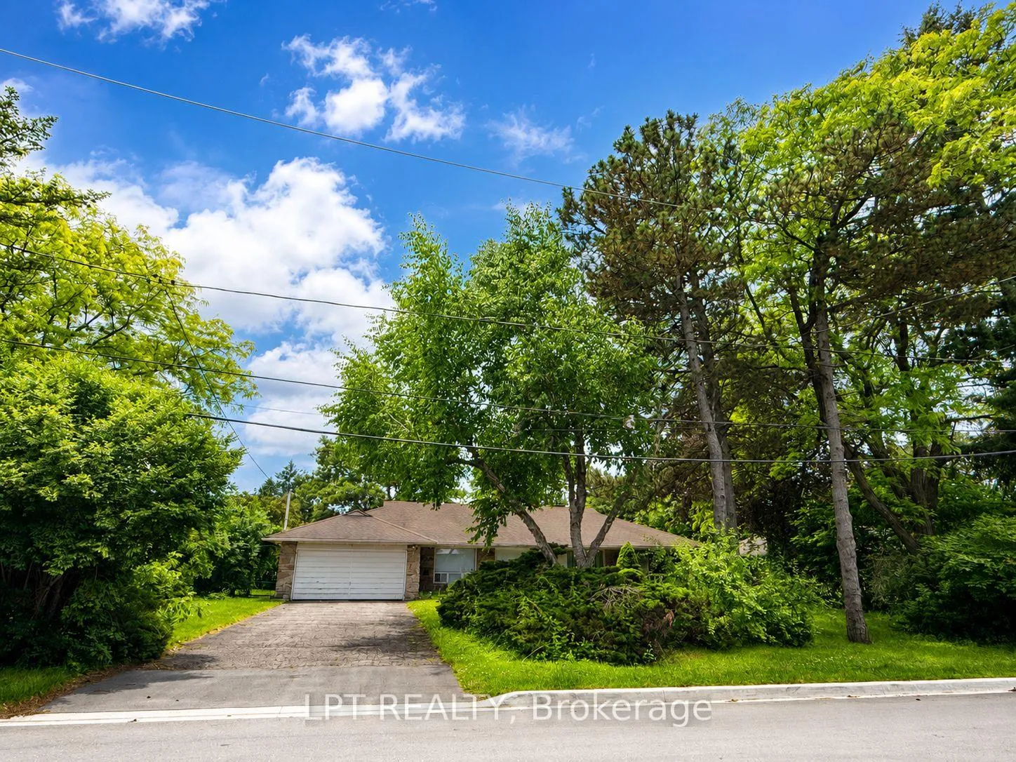 Front of 3 Oxbow Road