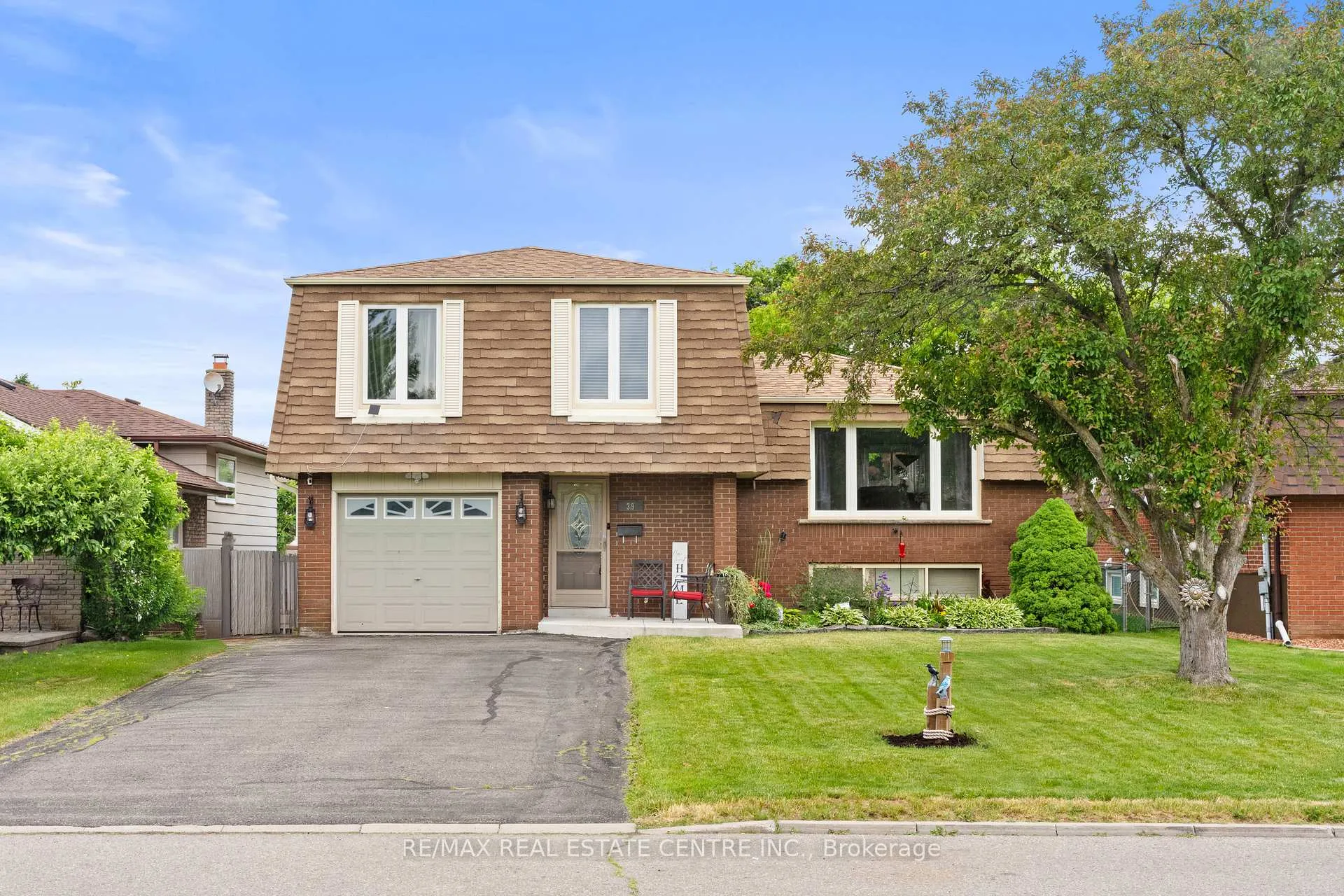Photo 1 of 39 Grassmere Crescent, Brampton, Northgate — HOMEH